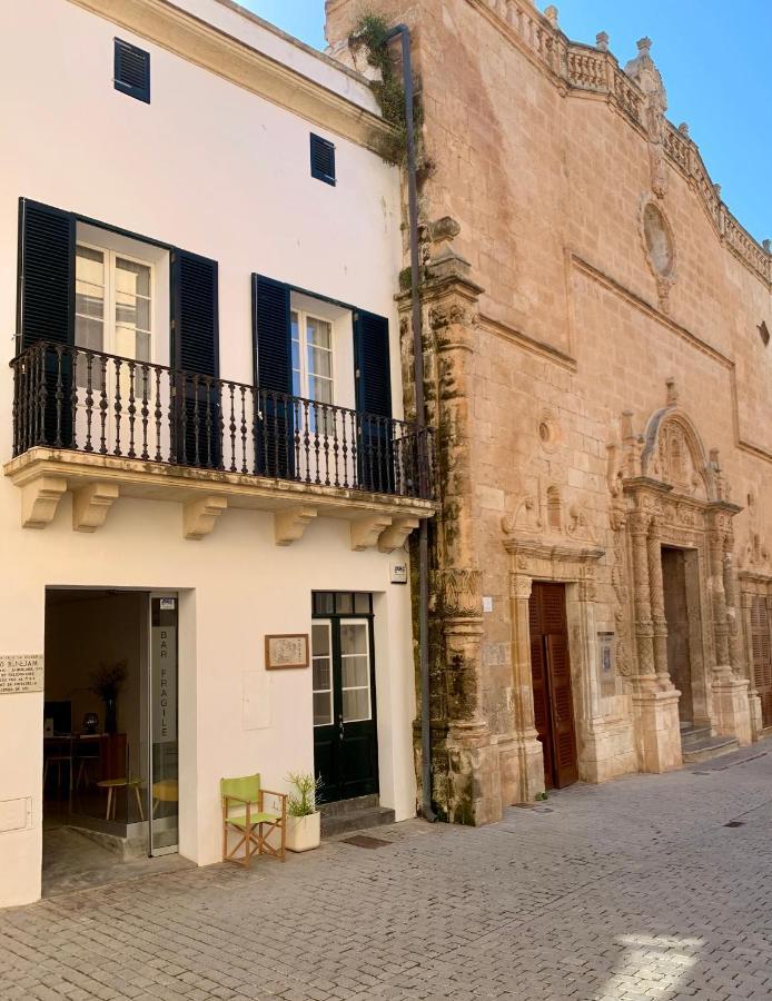 Fragile Hotel Ciutadella  Bagian luar foto